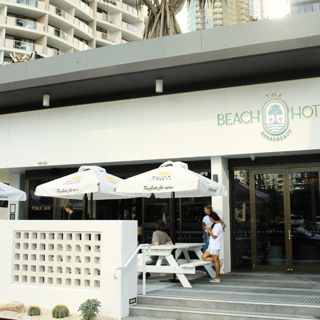 Broadbeach Stunner Modern And Central Гоулд Коуст Екстериор снимка